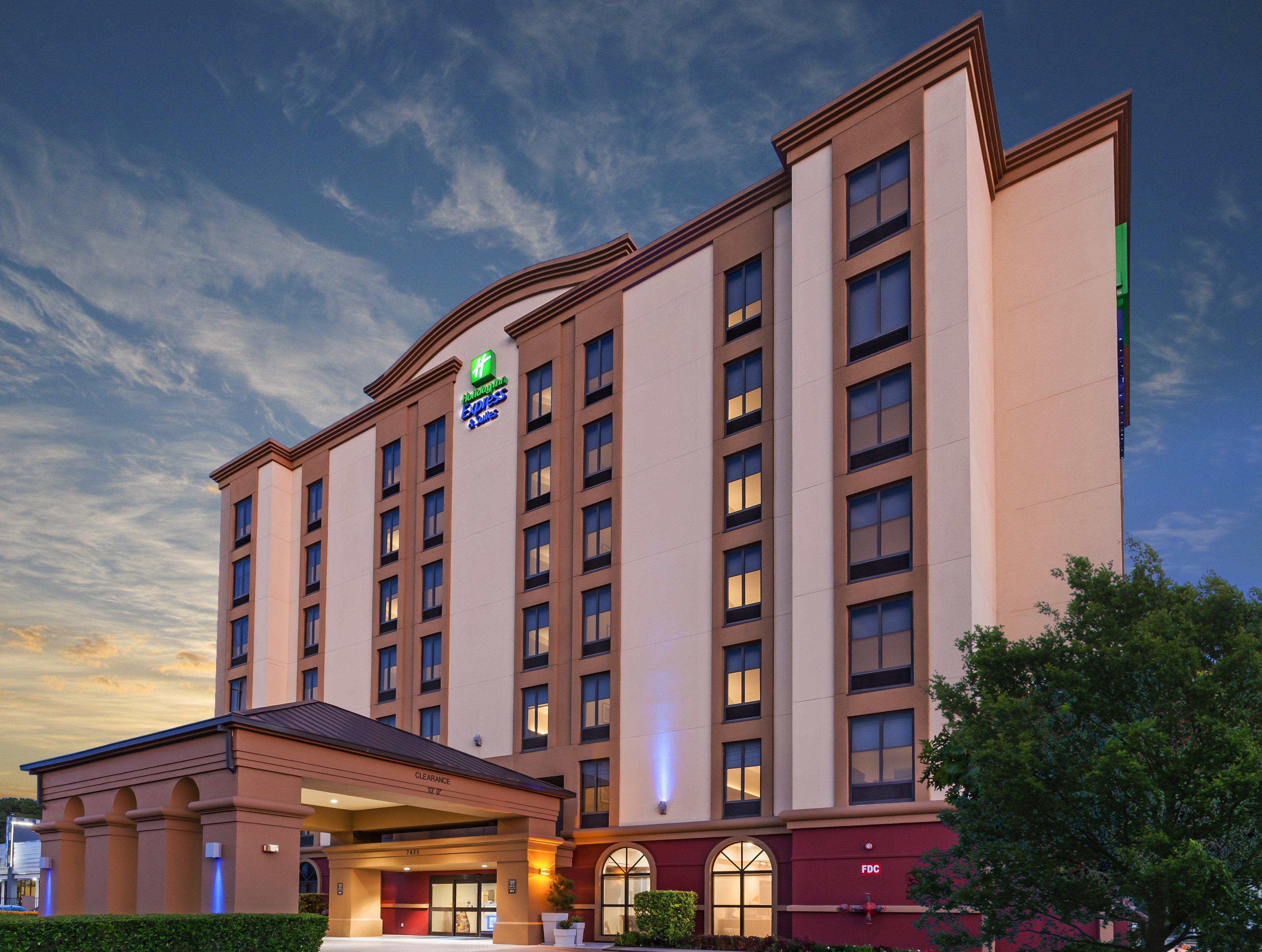Holiday Inn Express & Suites Houston - Memorial Park Area By Ihg Exterior foto