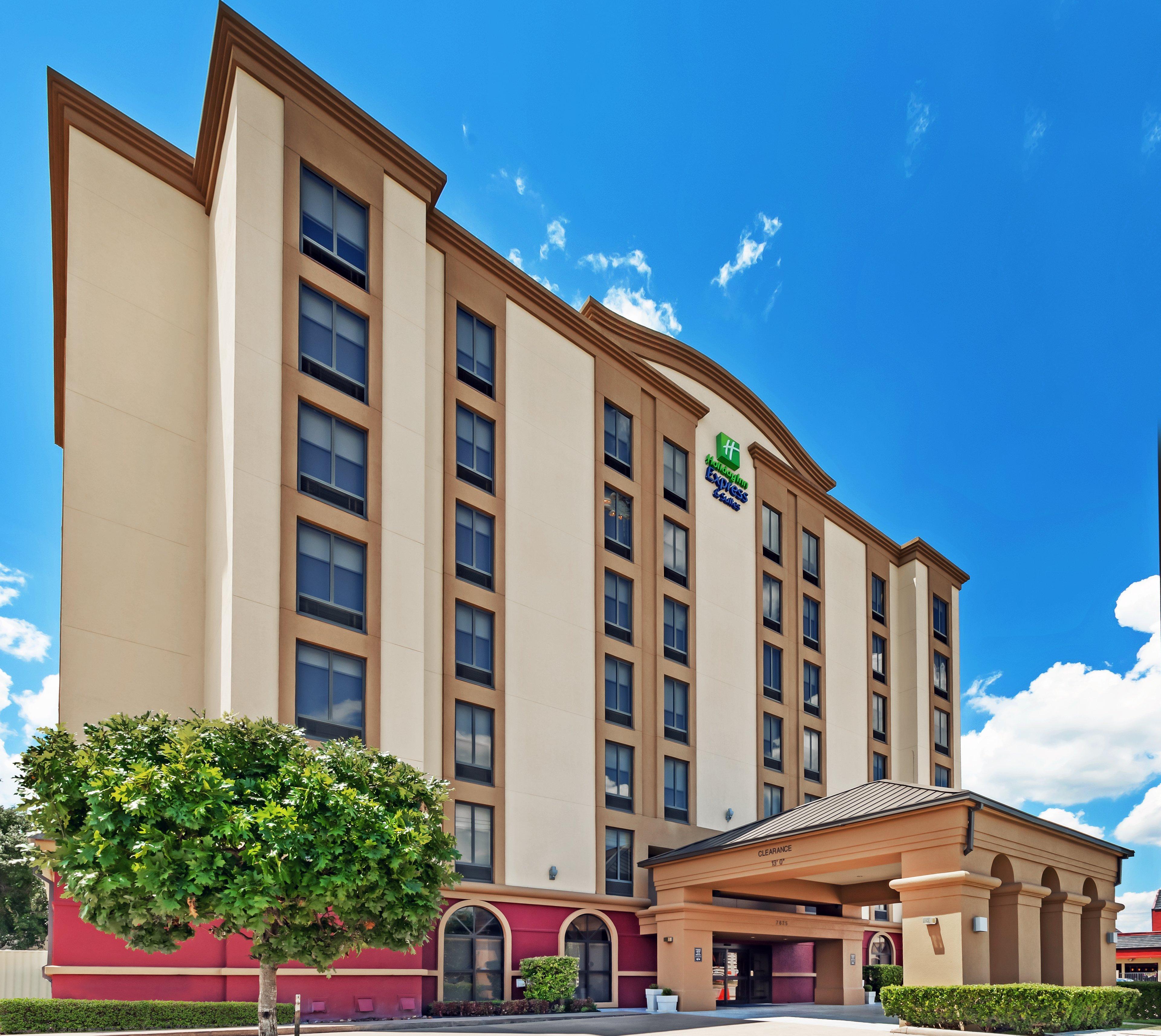 Holiday Inn Express & Suites Houston - Memorial Park Area By Ihg Exterior foto
