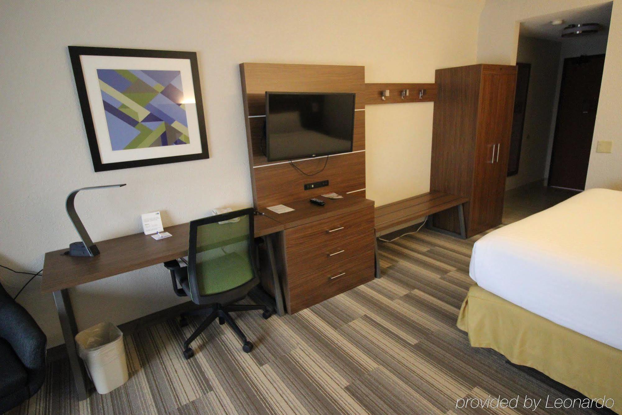 Holiday Inn Express & Suites Houston - Memorial Park Area By Ihg Exterior foto